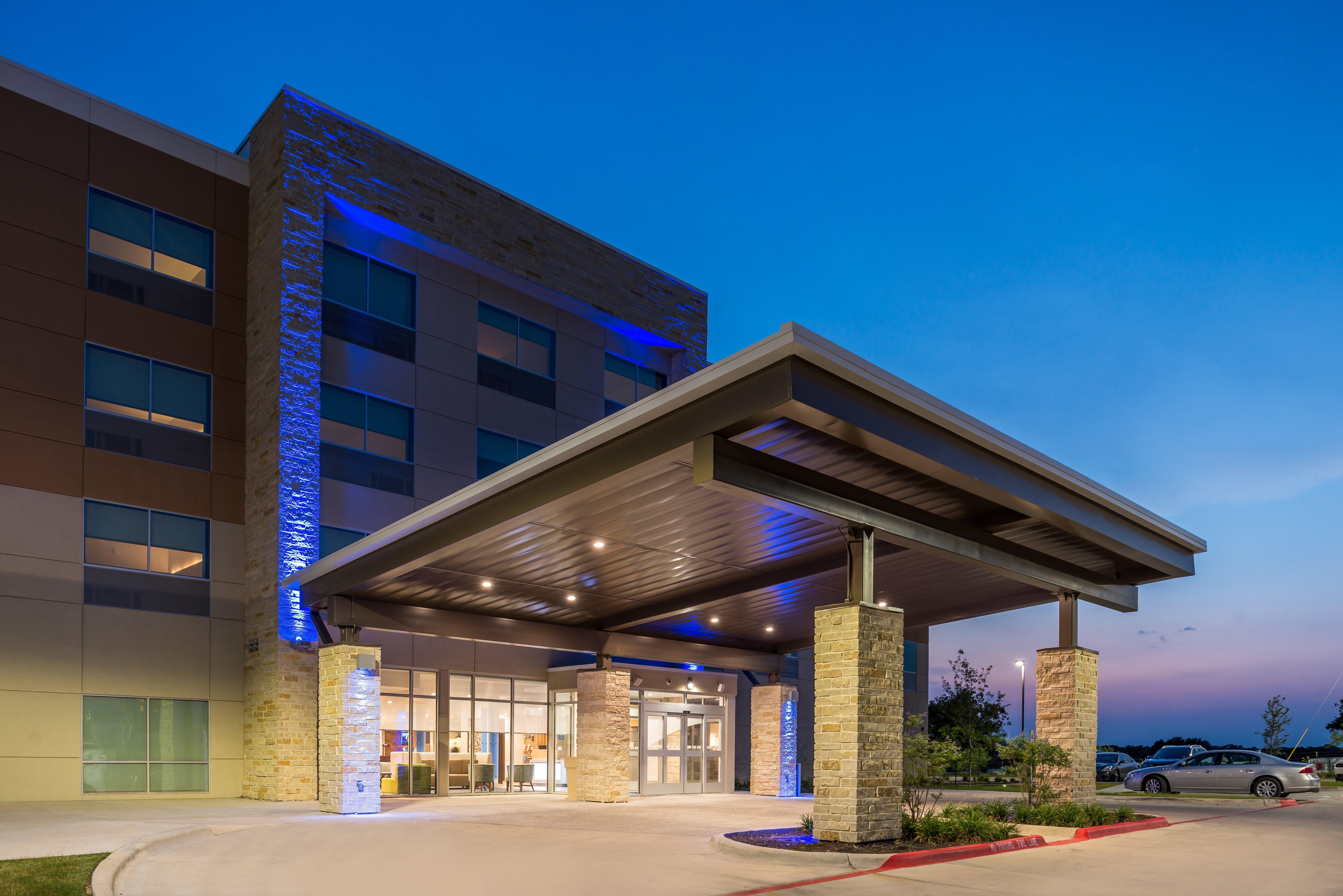 Holiday Inn Express - Early By Ihg Exteriér fotografie