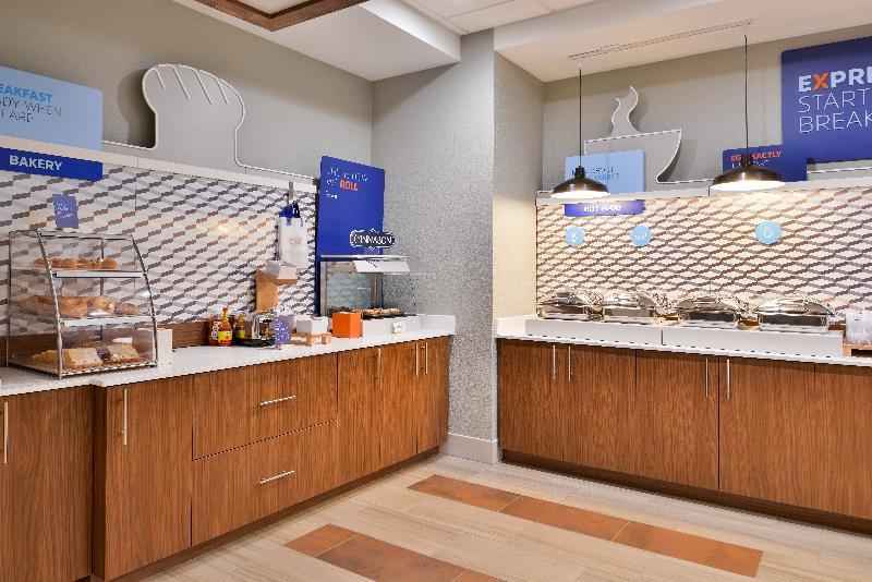 Holiday Inn Express - Early By Ihg Exteriér fotografie